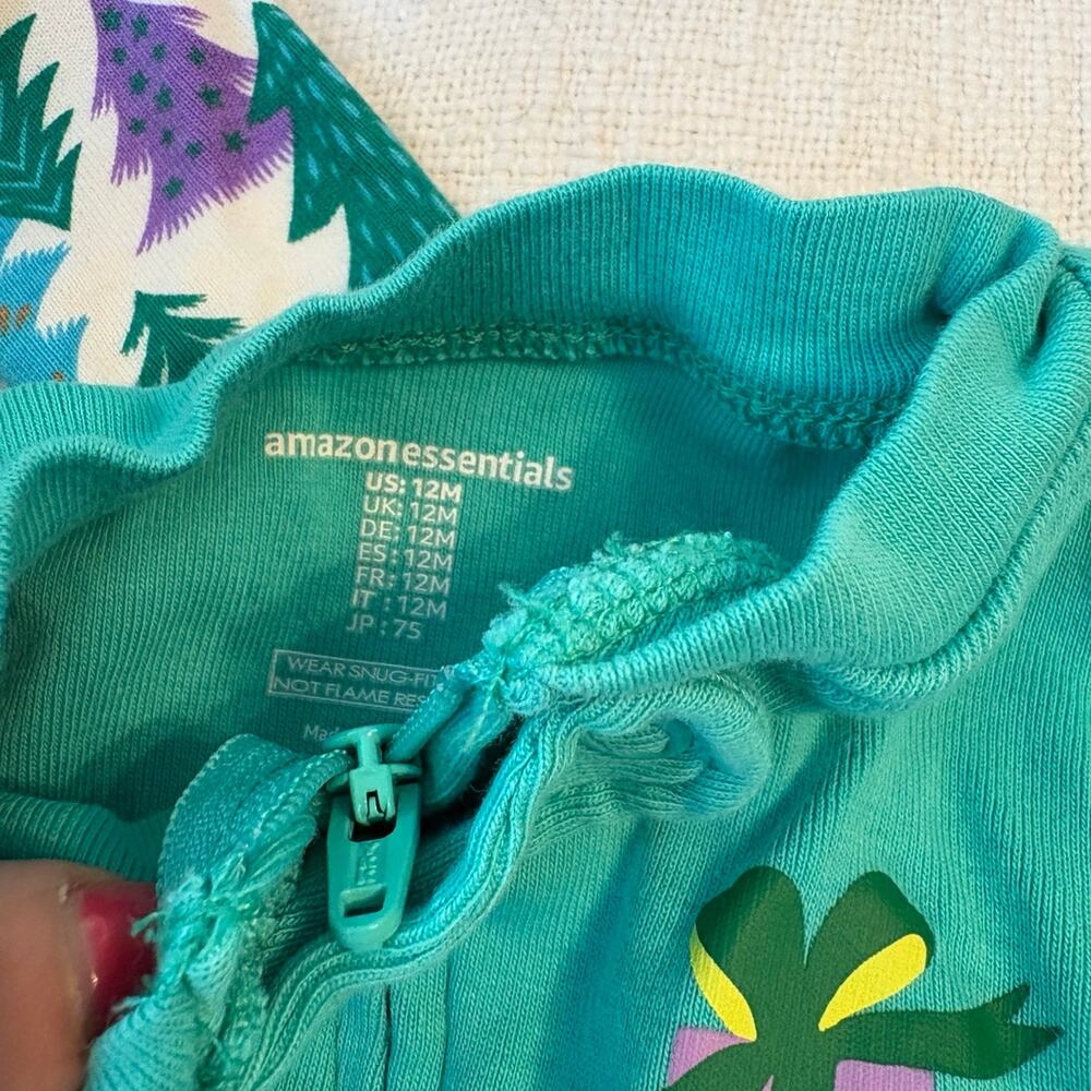 Christmas Pj’s toddler - Picture 4 of 6
